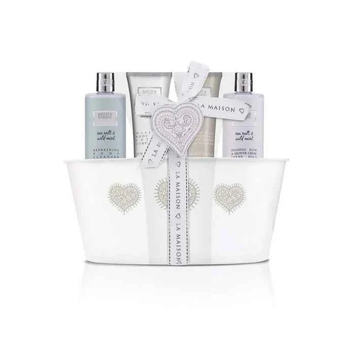 Baylis & Harding Baylis And Harding La Maison Tin Of Treats Set 4 Pieces 2018 Unisex