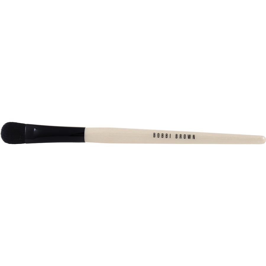 Bobbi Brown Eye Sweep Brush --- By Bobbi Brown Bobbi Brown