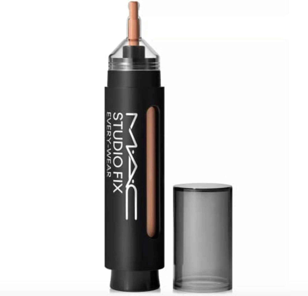 MAC Studio Fix Every-Wear Corrective – Liquid Concealer for Women, NW30, 12 ml