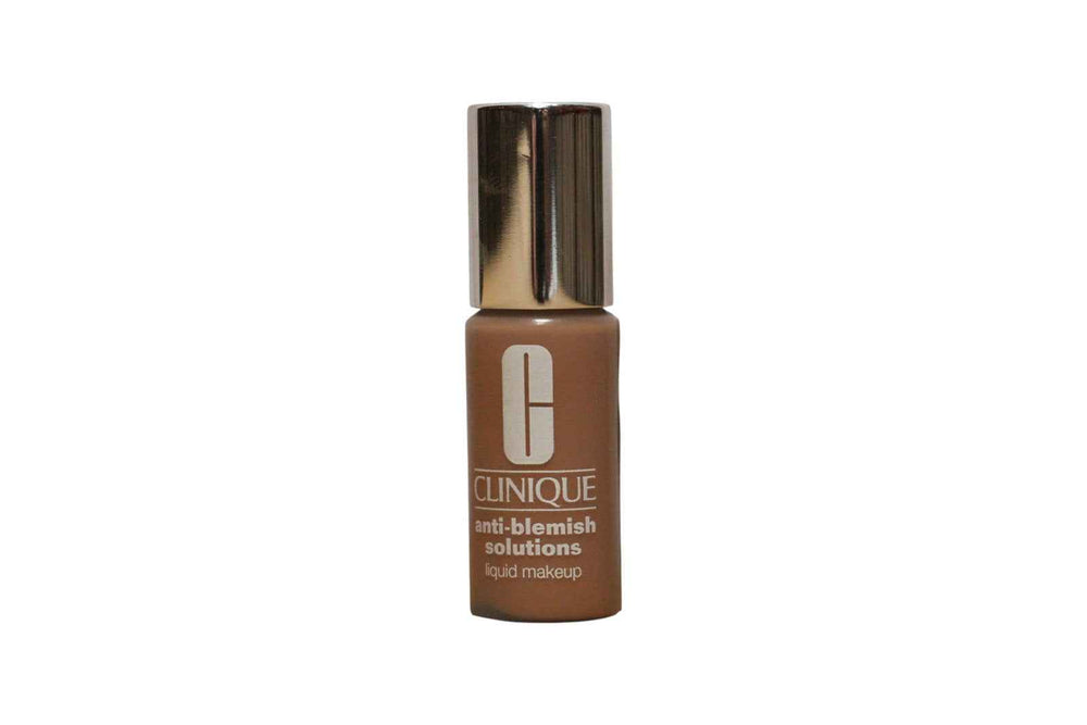 Clinique Anti-Blemish Solutions Oil-Free Matte Finish – Liquid Foundation for Women, 06, Fresh Sand, 10 ml Tester