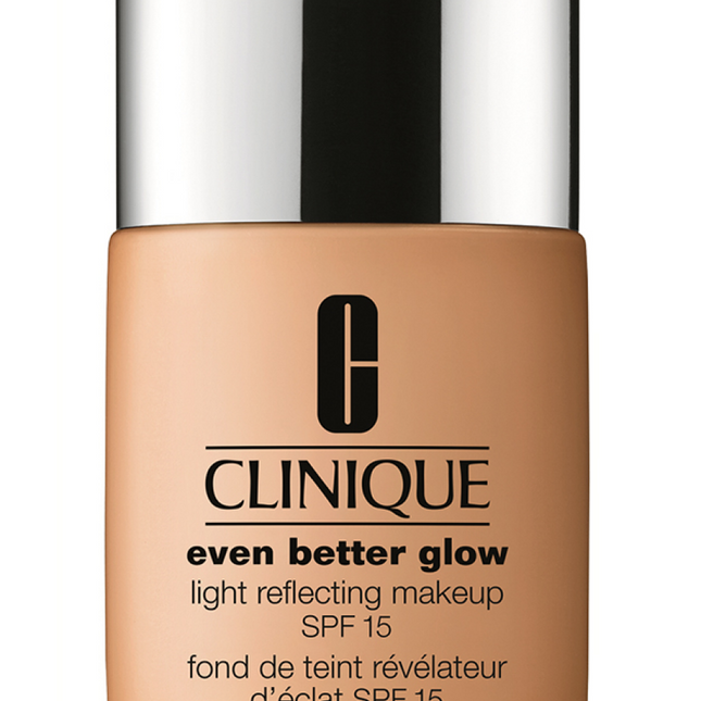 Clinique Even Better Glow Light Reflecting – Liquid Foundation for Women, WN 54, Honey Wheat, SPF 15, 30 ml