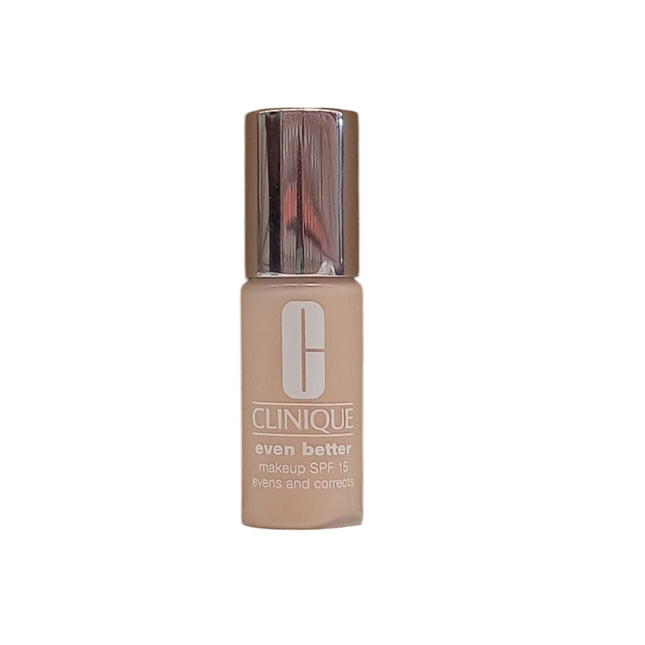 Clinique Even Better Paraben-Free Hydrating – Liquid Foundation for Women, CN 0.75, Custard, SPF 15, 10 ml Tester