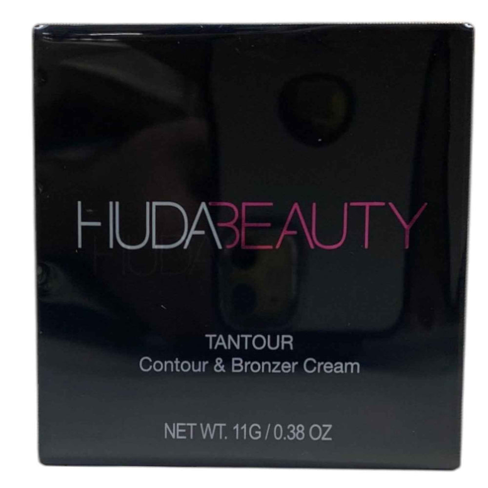 Huda Beauty Tantour Bronzing – Bronzer Compact Powder for Women, Tan, 11 g