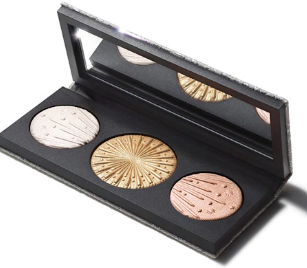 MAC Flashing Ice Extra Dimension Illuminating – Highlighter Palette for Women, Light, 9 g