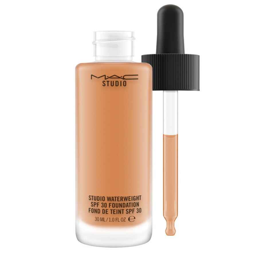 MAC Studio Waterweight Vitamin E Long Lasting – Liquid Foundation for Women, NC50, SPF 30, 30 ml
