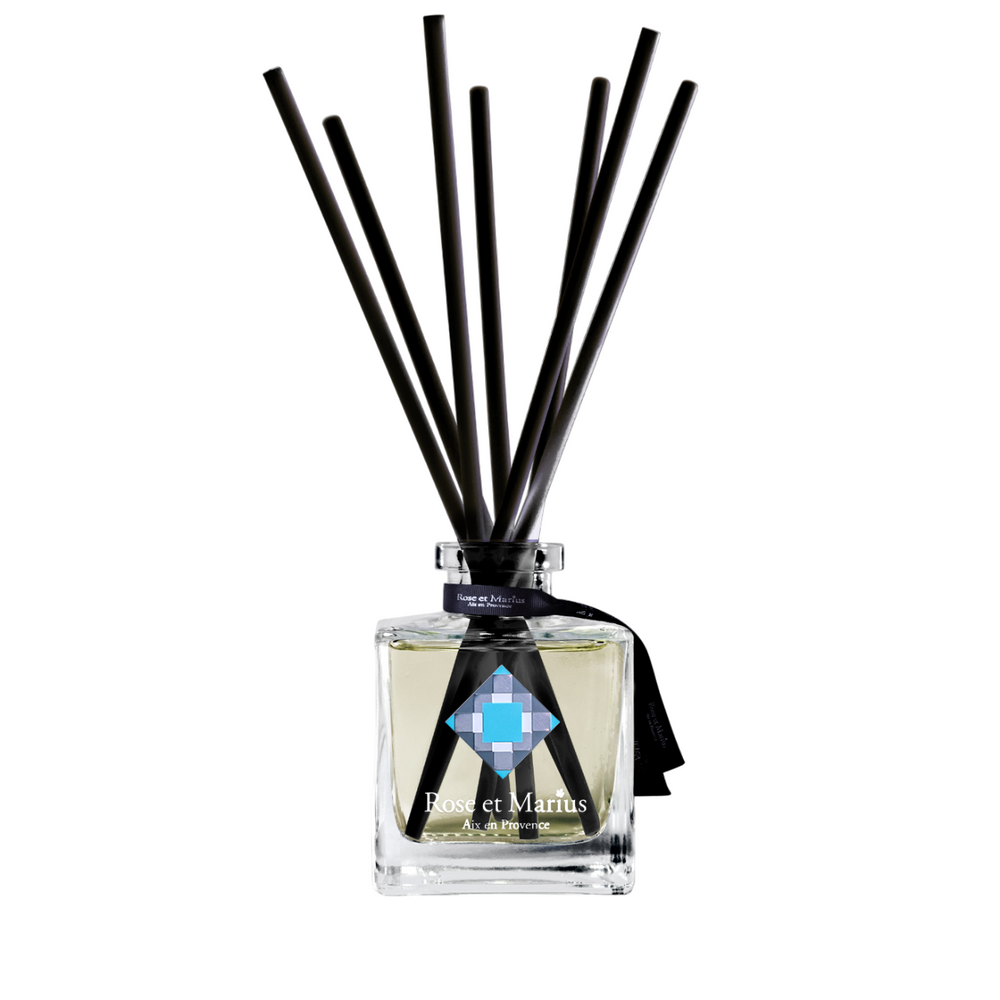 Rose et Marius Une Escale Dans Les Calanques – Aroma Reed Diffuser Unisex, 200 ml