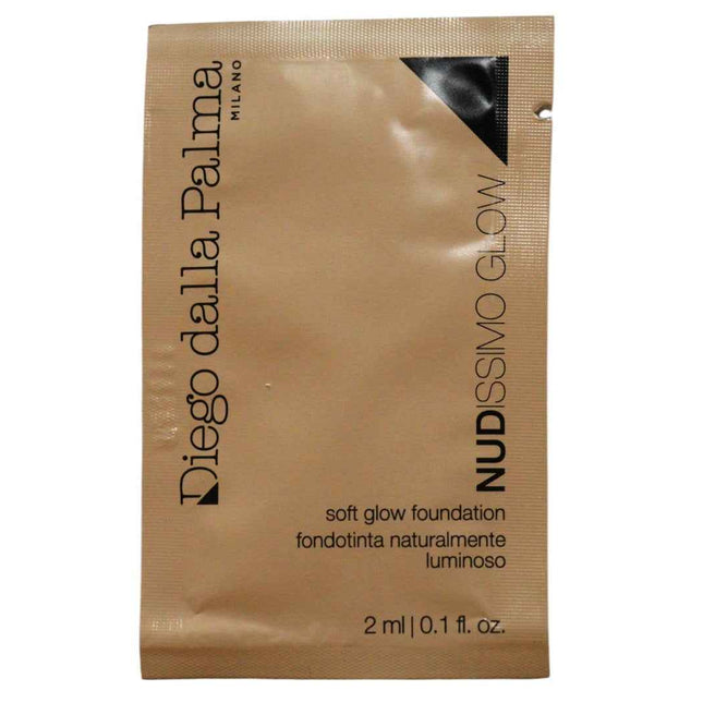 Diego Dalla Palma Set Diego Dalla Palma Nudissimo - Glow Peach & Magnolia Extract Light Coverage – Liquid Foundation for Women, 255W, Beige Tenero, 12 pcs, 2 ml Sample