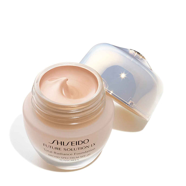 Shiseido Lx Total Radiance – Cream Foundation, Rose, SPF 15, 30 ml